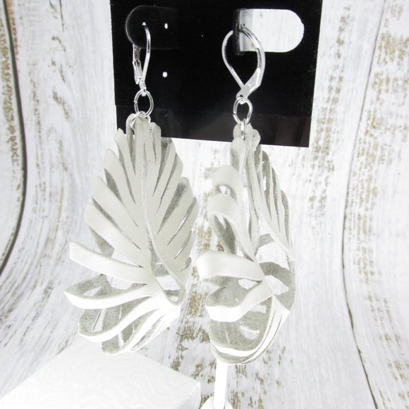 MariMeg Curio Closet Jewelry - 925 Sterling Silver Plated 3D Hoop Earrings